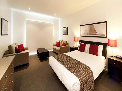 The Waves Apartments - Accommodation Kalgoorlie 8