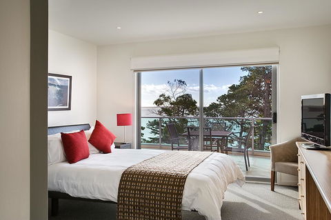 The Waves Apartments - Accommodation Kalgoorlie 0