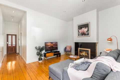 Central Bendigo Cottage, Walk To Everywhere!! - Accommodation Kalgoorlie 9