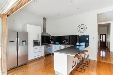 Central Bendigo Cottage, Walk To Everywhere!! - Accommodation Kalgoorlie 7