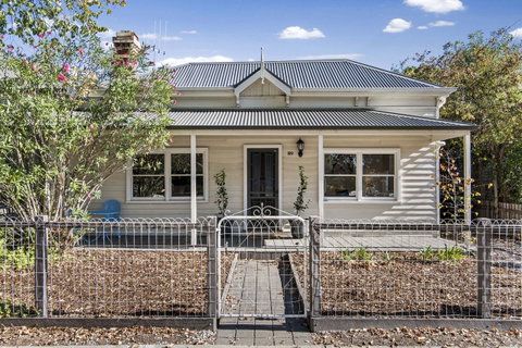 Central Bendigo Cottage, Walk To Everywhere!! - Accommodation Kalgoorlie 10