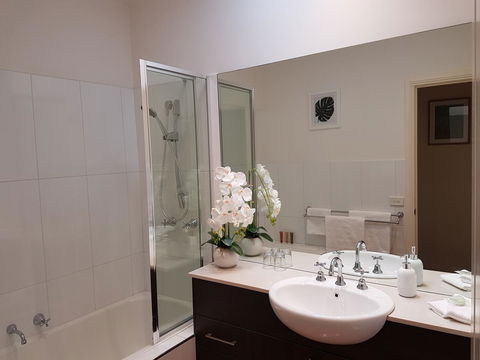 Healesville House - Fig Tree House - Accommodation Kalgoorlie 16