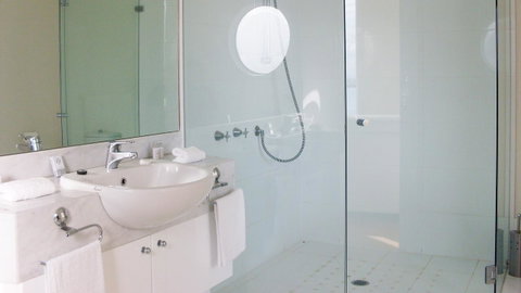 Tintagel - Accommodation Kalgoorlie 3