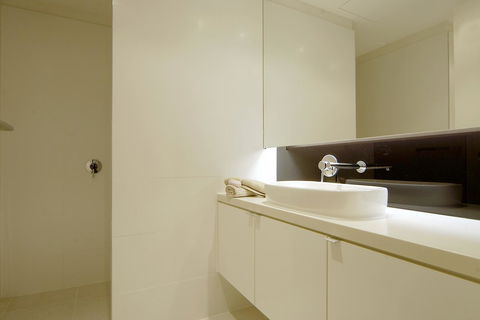 C-Scape Water Front Apartment - Accommodation Kalgoorlie 8