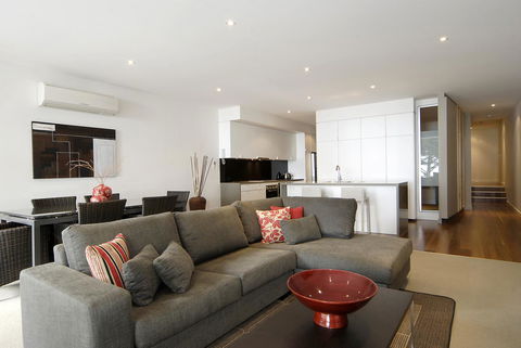 C-Scape Water Front Apartment - Accommodation Kalgoorlie 4