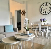 The Wheelhouse - 2BR Waterfront Apt in town - Accommodation Kalgoorlie