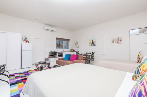 Cottages For Couples - Accommodation Kalgoorlie 8