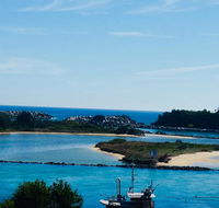 The Boathouse a 3 Bedroom House - Accommodation Kalgoorlie