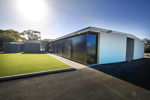 The Bunkhouse - Accommodation Kalgoorlie 0