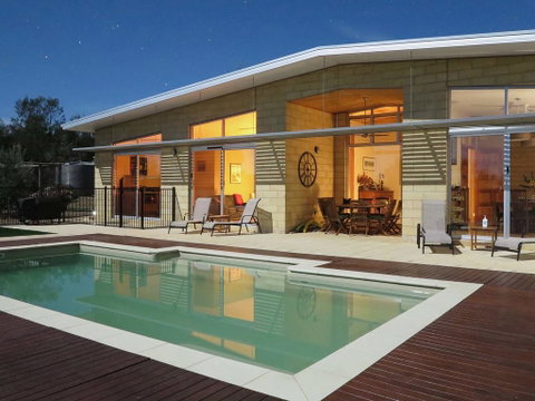 The Chocolate Lily Bed & Breakfast - Accommodation Kalgoorlie 0