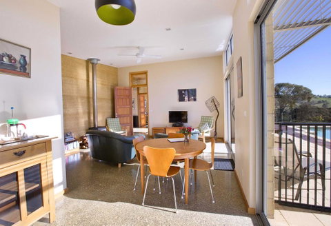 The Chocolate Lily Bed & Breakfast - Accommodation Kalgoorlie 1