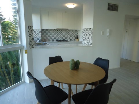 The Crest Apartments - Accommodation Kalgoorlie 2