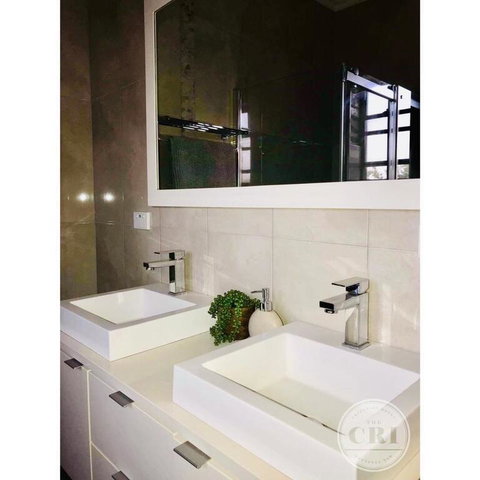The Cri On Main - Accommodation Kalgoorlie 2