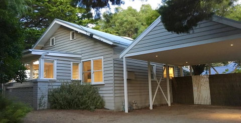 The Cute Beach House - Accommodation Kalgoorlie 0