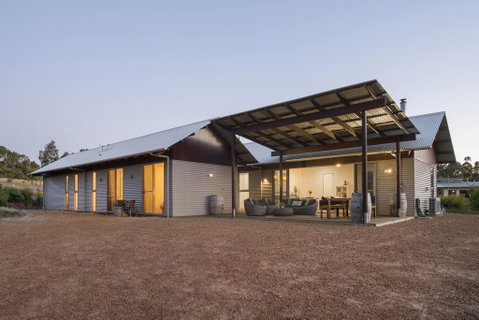 The Deck - Accommodation Kalgoorlie 3