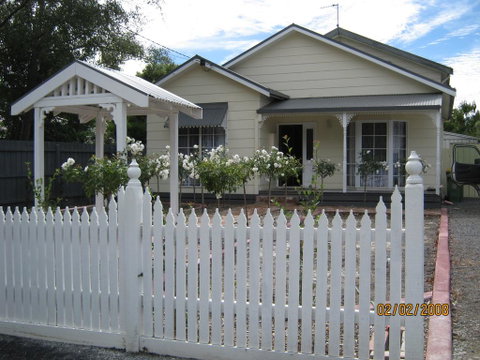 The Don Healesville - Accommodation Kalgoorlie 1