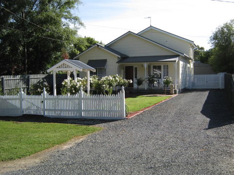 The Don Healesville - Accommodation Kalgoorlie 0