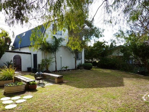 The Doo Drop Inn - Accommodation Kalgoorlie 3