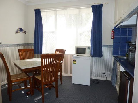 The Doo Drop Inn - Accommodation Kalgoorlie 1
