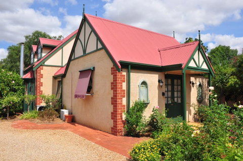 The Dove Cote - Accommodation Kalgoorlie 1