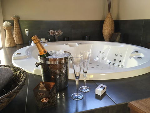 The Edge Villa - Accommodation Kalgoorlie 3