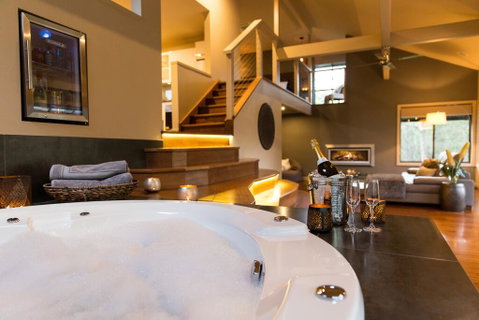 The Edge Villa - Accommodation Kalgoorlie 0
