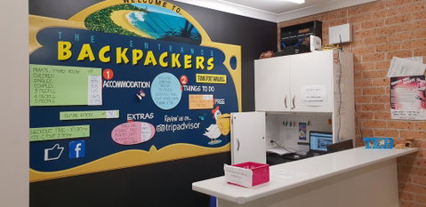 The Entrance Backpackers - Accommodation Kalgoorlie 0