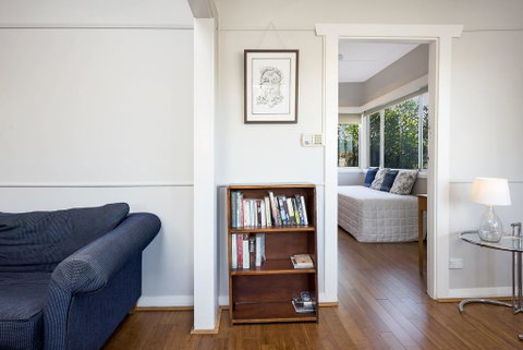The Entrance North Lakeside Cottage - Accommodation Kalgoorlie 3