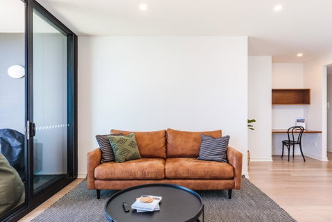 The Edge - Luxurious Waterfront Apartment - Accommodation Kalgoorlie 1