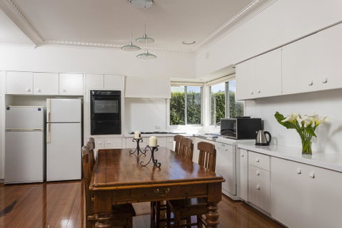 The Farm House - Accommodation Kalgoorlie 2
