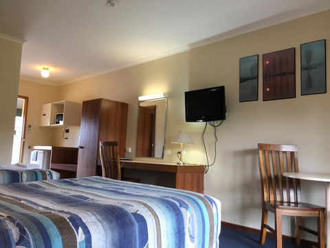 The Finley Palm Motor Inn - Accommodation Kalgoorlie 1