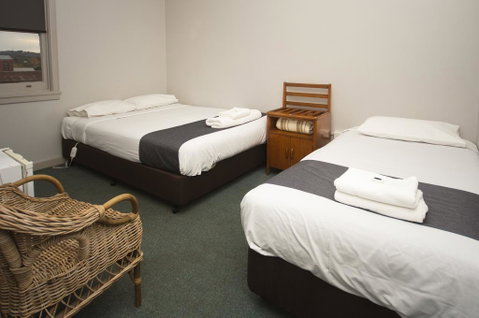 The George Hotel - Accommodation Kalgoorlie 2