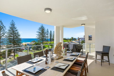 The Garland At Rainbow Bay - Accommodation Kalgoorlie 1