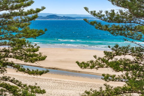The Garland At Rainbow Bay - Accommodation Kalgoorlie 0