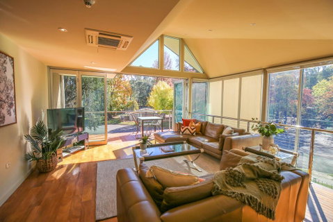 The Glass Pinnacle - Accommodation Kalgoorlie 2