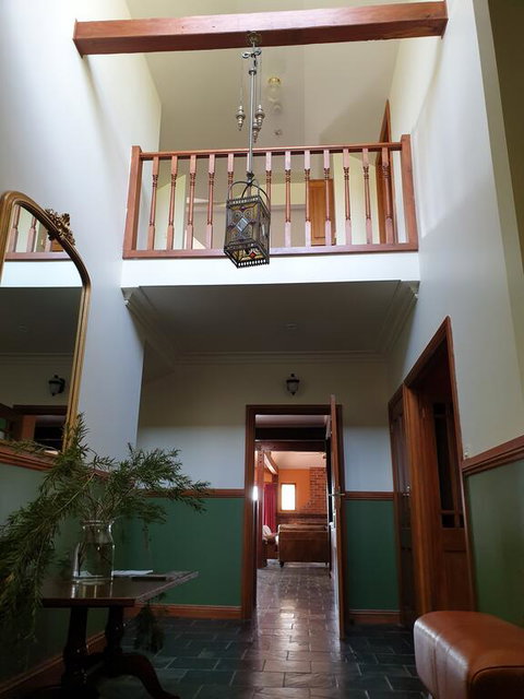 The George Yering - Accommodation Kalgoorlie 3