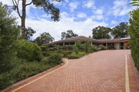 Book Lesmurdie Accommodation Vacations Accommodation Kalgoorlie Accommodation Kalgoorlie