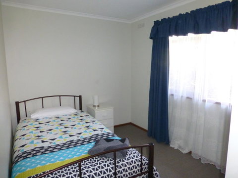 The Golf Getaway - Accommodation Kalgoorlie 2