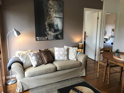 The Green Room Wattle Glen - Accommodation Kalgoorlie 1