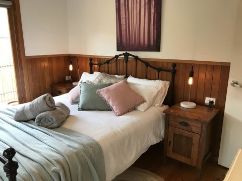 The Green Room Wattle Glen - Accommodation Kalgoorlie 0