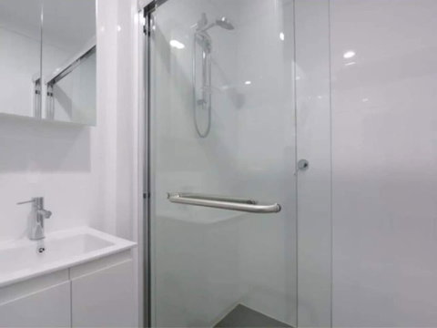 The Heart Of Northbridge With Complimentary Parking, Wifi & Netflix - Accommodation Kalgoorlie 2