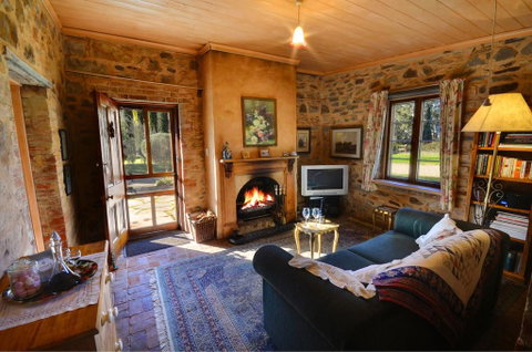 The Heritage Garden - Accommodation Kalgoorlie 2