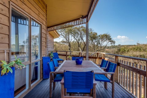 The Heyfield Hideaway: Tennis & Spa - Accommodation Kalgoorlie 1