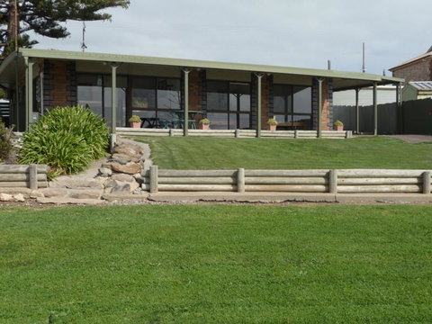 The Hideaway - Accommodation Kalgoorlie 2