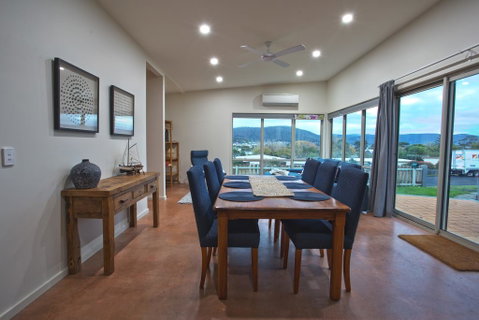 The Hill House - Accommodation Kalgoorlie 2