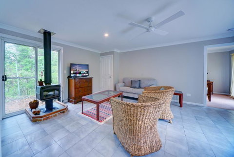The Hillside Villa - Accommodation Kalgoorlie 2