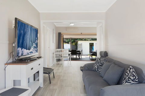 The Inlet Cottage - Accommodation Kalgoorlie 2