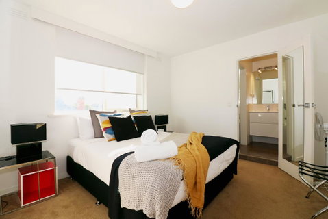 The Ivy - Long Stay Rates, Parking, Balcony - Accommodation Kalgoorlie 1