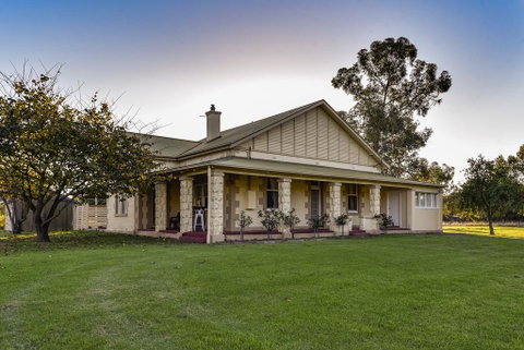 The Jazz B&B - Accommodation Kalgoorlie 0