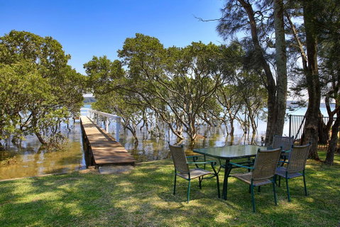 The Jetty At Culburra Beach - Pet Friendly Waterfront - Accommodation Kalgoorlie 3